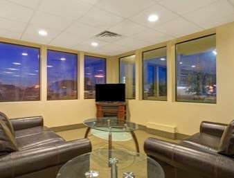 Super 8 By Wyndham Melrose Hotel Interieur foto